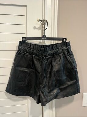 Amazon Black High-Waisted Faux Leather Drawstring Shorts Never Worn — XL